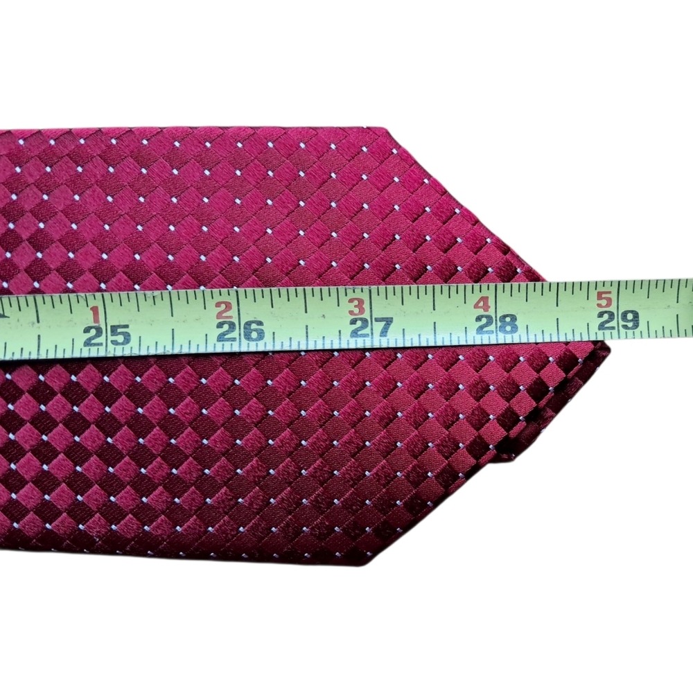 Kenneth Roberts Platinum Men's Red Geometric 100% silk tie 58" - Picture 8 of 8